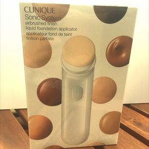 CLINIQUE- SonicSystem Liquid Foundation Applicator